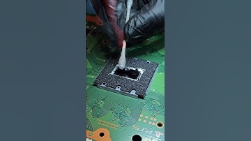 How to clean PS5 CPU and reapply liquid metal