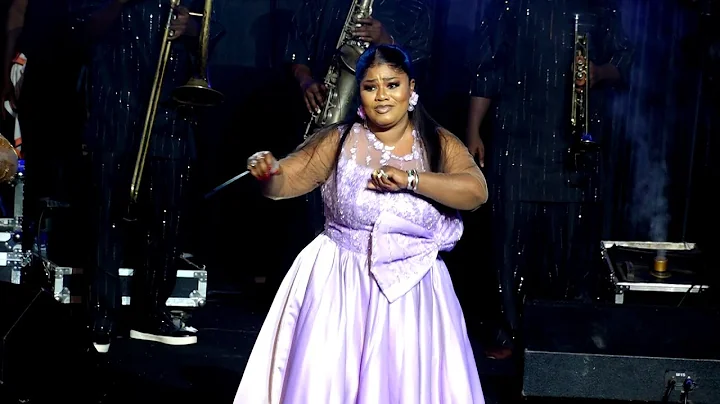 Obaapa Christy Powerful Performance At Piesie Esther's Flora Made By Grace 🔥