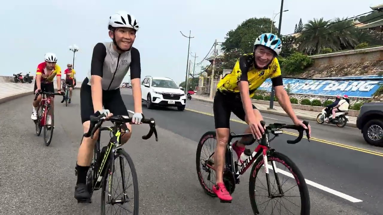 Nhóm xe đạp tân triều đi vũng tàu ngày 08/12/2024