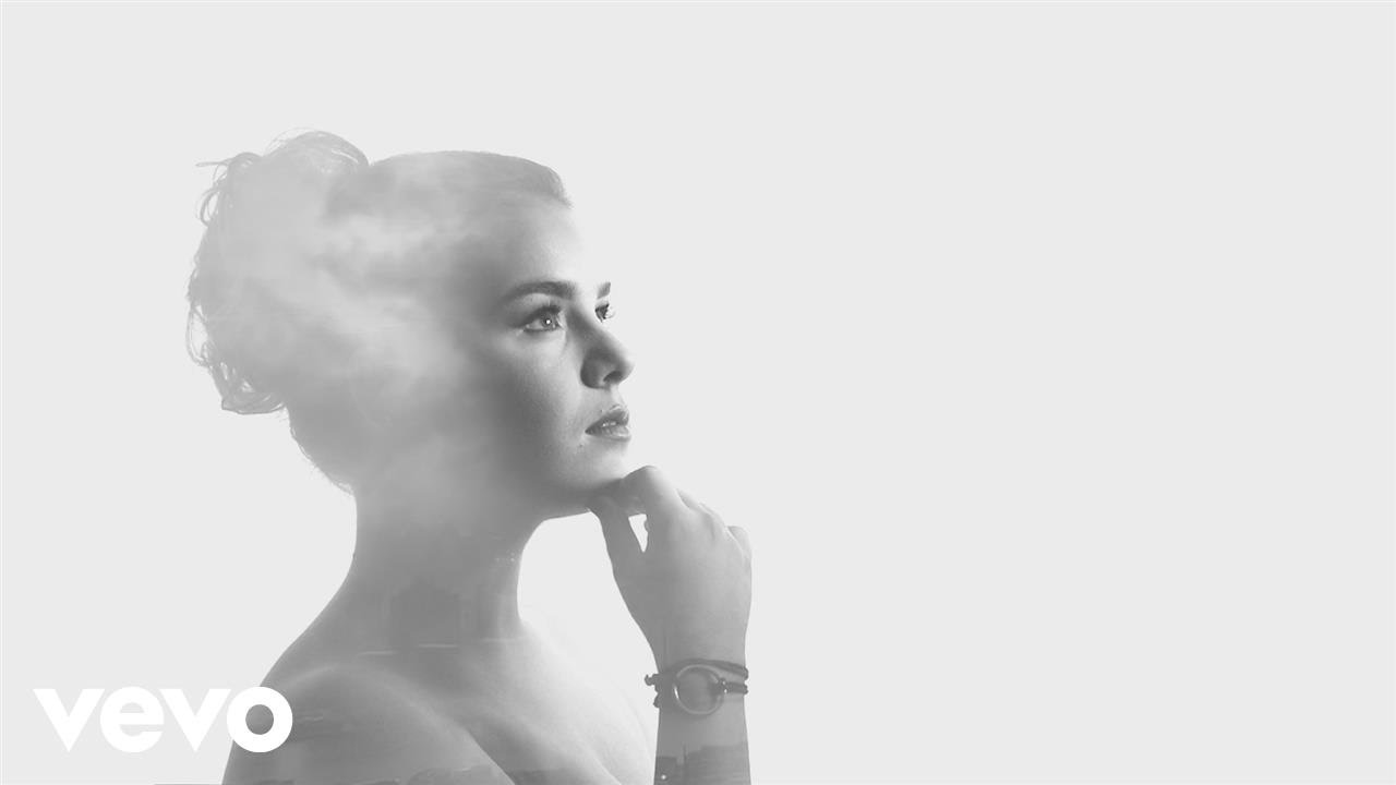 Sara Serena - Secret in the Sky (Lyric Video)