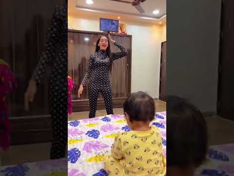 Heads Shoulders Knees and Toes | Chikoo baby Funny reaction #bindasskavya