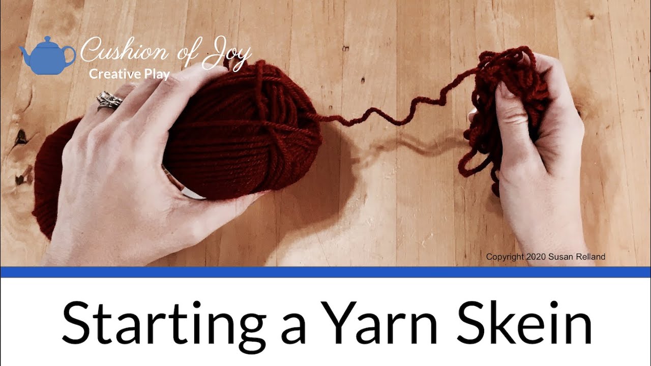 How to roll yarn into a ball - 3 super easy methods for beginners