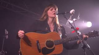 "Cons and Clowns", Courtney Marie Andrews - Paris, Mars 2026