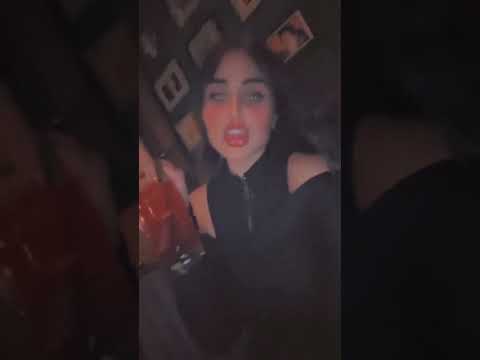 رزان محمد تتحارش تتغزل بصديقتها