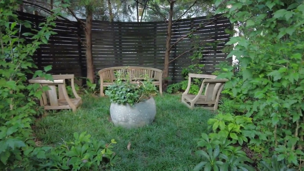 Lakewood house of owner of David Rolston, Landscape Architects