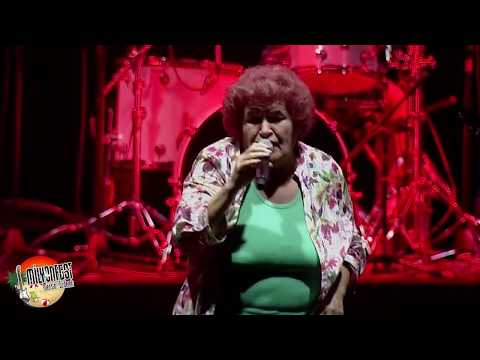 Selda Bağcan - Adaletin Bumu Dünya |  MilyonFest Mersin/Erdemli 2017