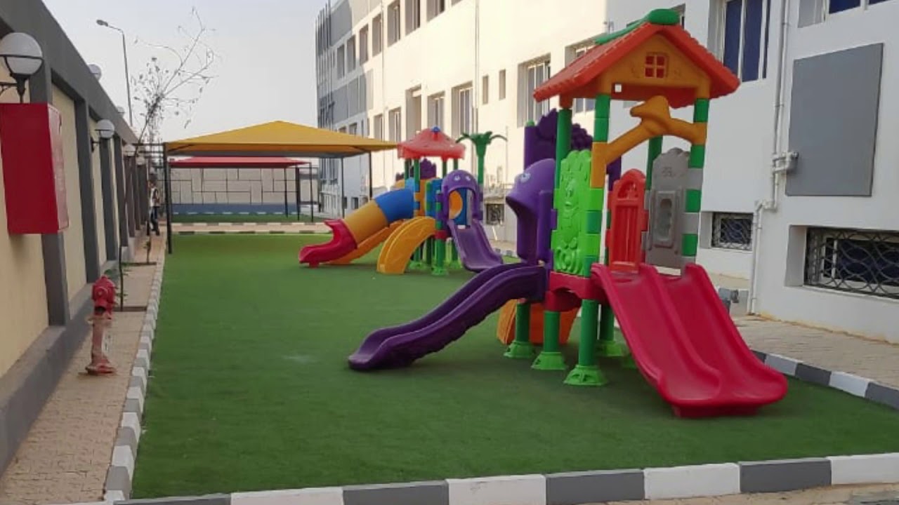 Future Generation Language School 'CHF SUCESS STORY' - YouTube