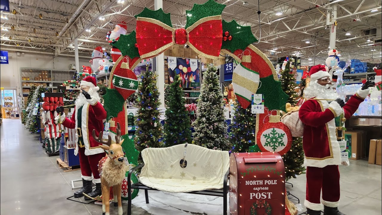 2023 Christmas Lowes | Cornelia, GA - YouTube