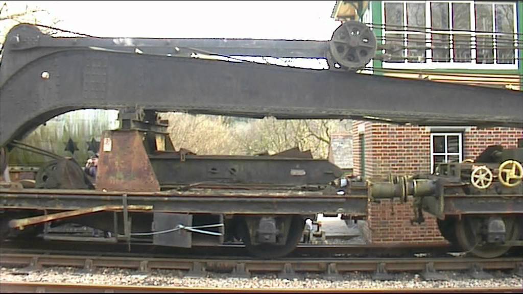 Bluebell Railway - Steam crane shunt - 21-02-2012