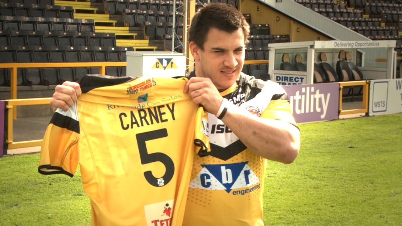 SLTV: Carney commits to Cas until 2019