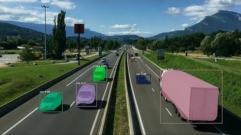 Vehicle Detection from Traffic Video using Mask RCNN