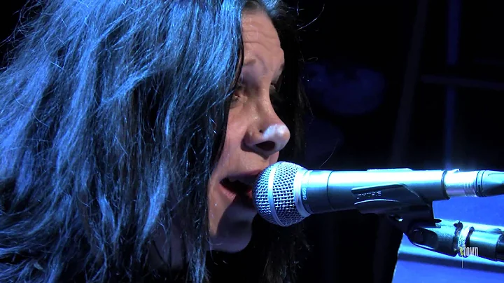 Johnette Napolitano - "Rosalie" (eTown webisode #5...