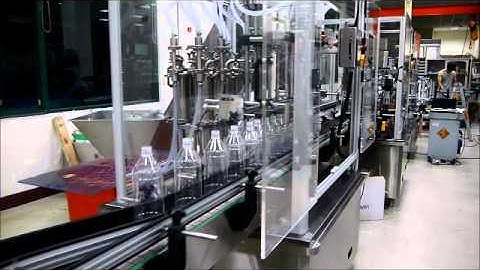 FL-101  Volumetric Liquid Filling Machine (Servo System)