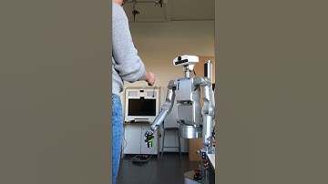 Responsive and Smooth Human-Robot Handover
