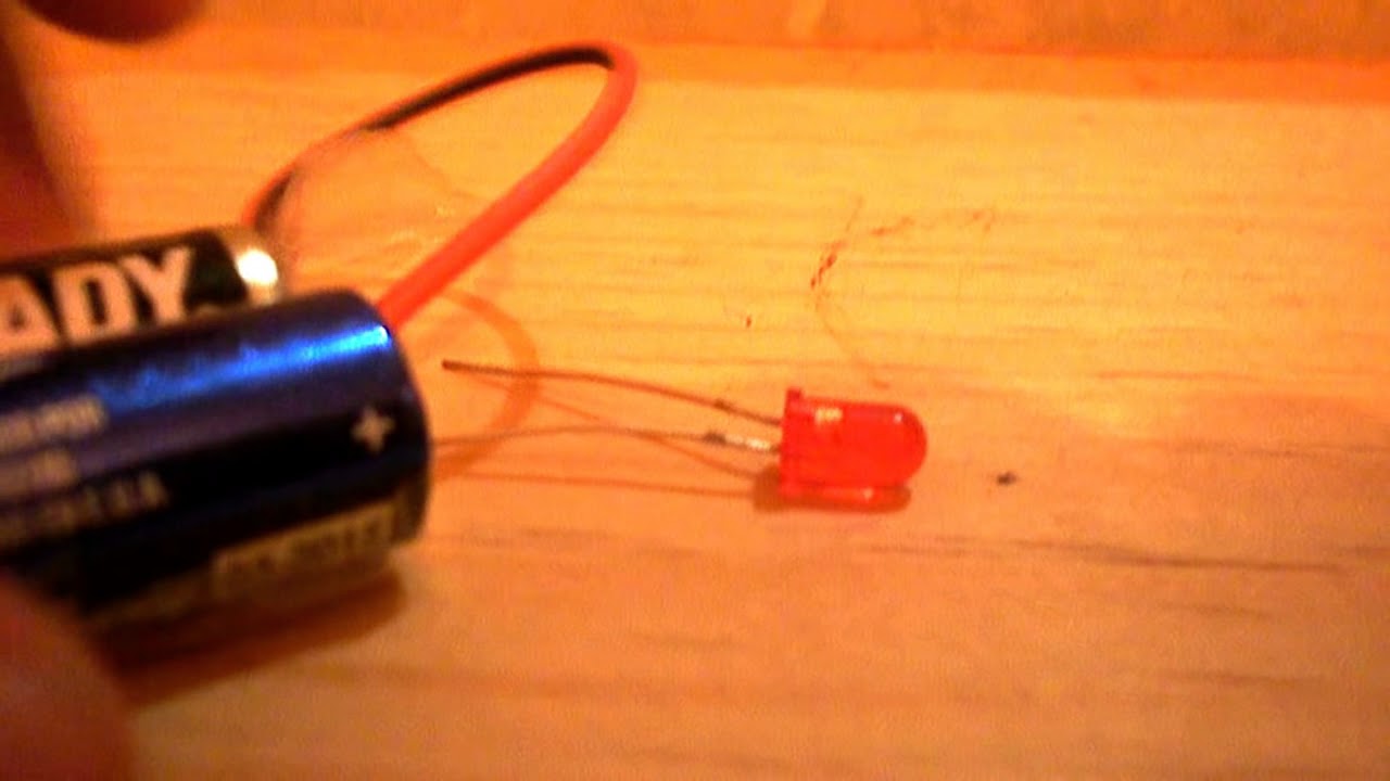 Hacer que tiras LED enciendan con una bateria o una pila 