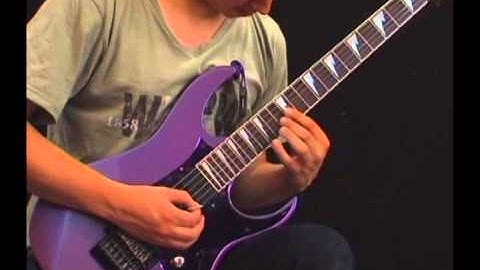 Killer Ascending Run with Alternate & Sweep Picking - Lead Guitar Lesson