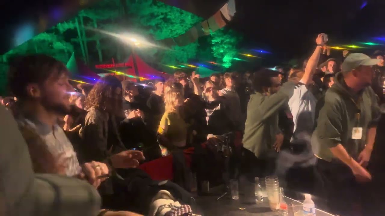 Waga Waga Soundsystem plays King Earthquake Last Tune@Wadada Geel (24-5-2025)