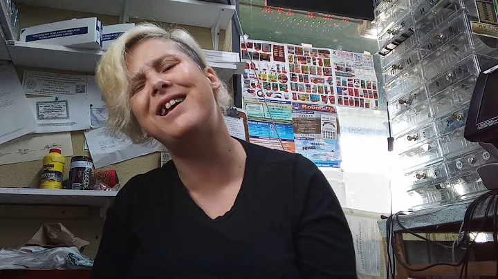 Jamie Hopper singing Blank Space by Taylor Swift (...