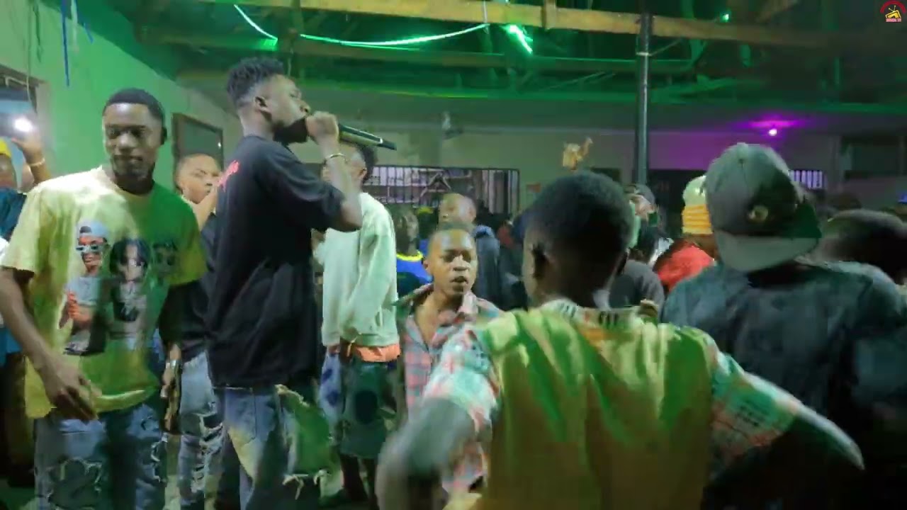 SUMADO NI MOTO WAKUOTEA MBALI || AFANYA MASHABIKI WALALE ASUBUHI