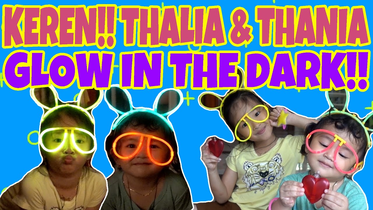 Dapat Mainan Baru, Thalia dan Thania Onsu Bikin Unboxing Seru!