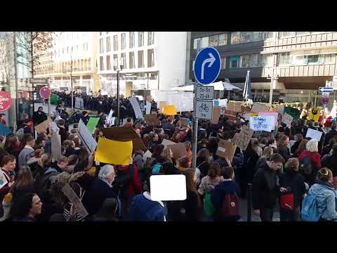 Fridays for Future in Stuttgart mit Schülern aus Schwäbisch Hall