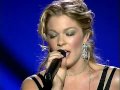 LeAnn Rimes - Love Is An Army (live acm 2003)