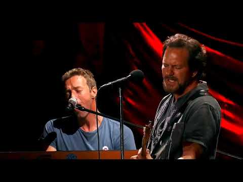 Eddie Vedder Chris Martin Don T Dream It S Over Live At Global Citizen Festival NY 2016 