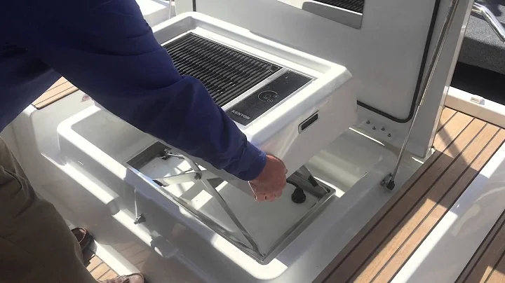 Jeanneau 64 yacht Electric grill option operation video By: Ian Van Tuyl