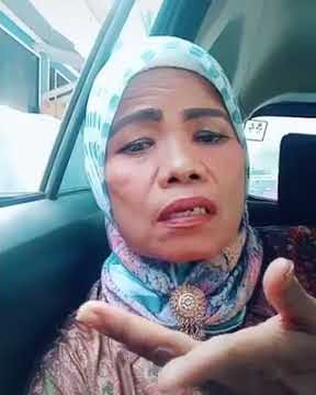 Viral...nenek nenek tik tok