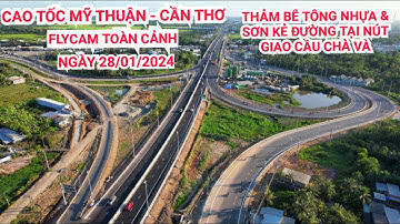 Nút giao cầu Chà Và Lớn điểm cuối cao tốc Mỹ Thuận - Cần Thơ ngày 28/01/2024 đã sơn kẻ đường quá đẹp