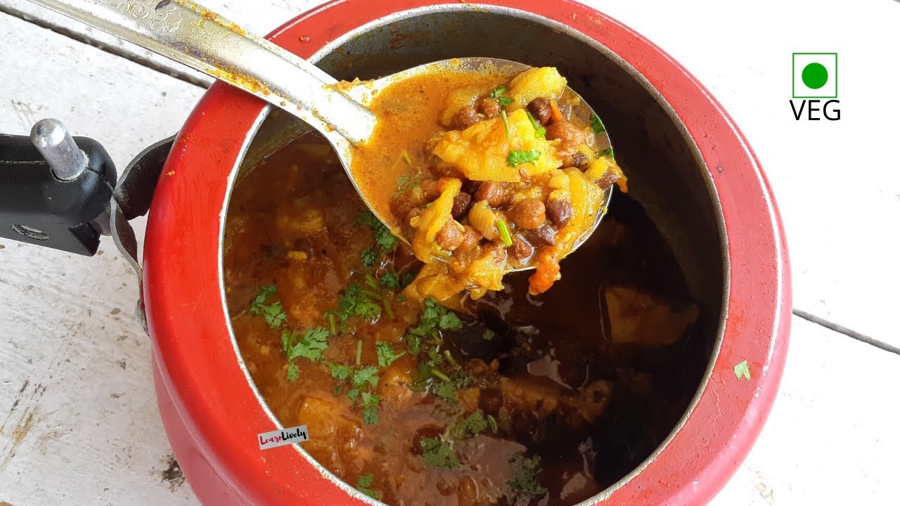 Kala Chana Curry Recipe in Pressure Cooker आलू चने की सब्जी Quick