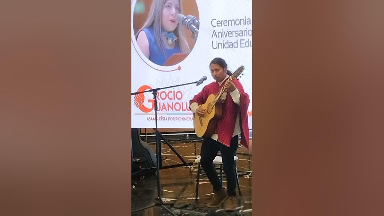 Puñales (en vivo) Yaravi YouTube