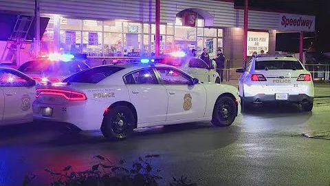 1 man stabbed to death, another injured at Speedway gas station in downtown Indy