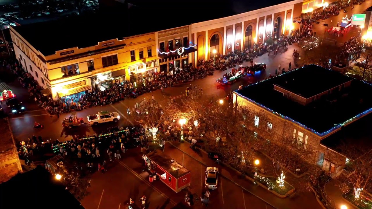 The 2019 Nine Flags Nacogdoches Lighted Christmas Parade YouTube