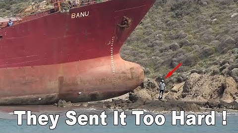 30 Minutes of Unbelievable Boats and Ships Crashing Into Rocks Caught On Camera | Best of Year #1