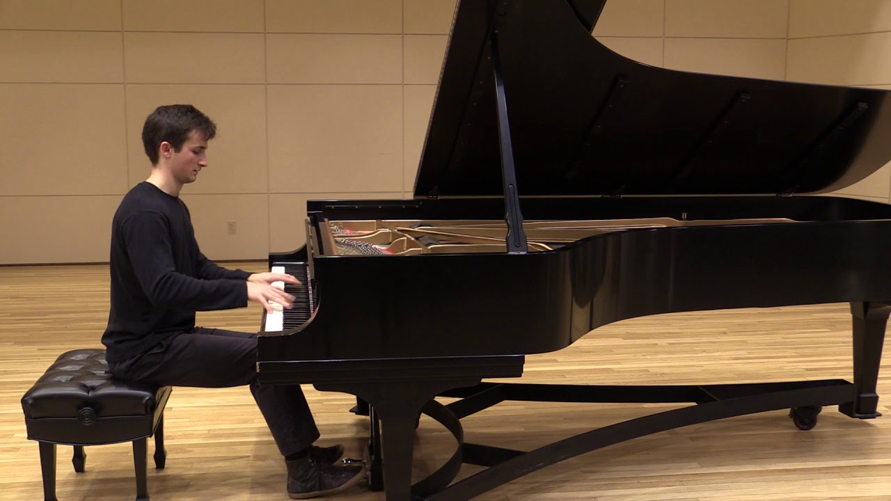 Alex Beyer plays Rachmaninoff Op 39 No 3