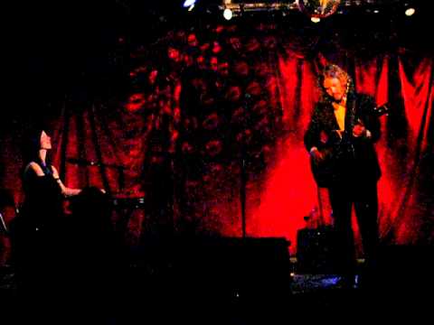 在 YouTube 上观看 Cest La Mort - The Civil Wars