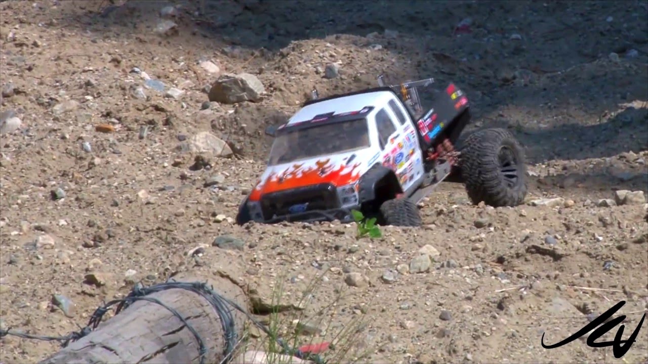 RC Rock Crawler - Traxxas Slash 4x4 