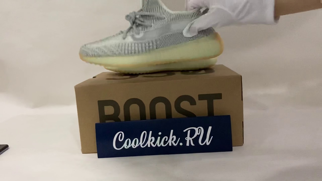 Reflective sneakers🔥🔥🔥