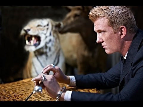 Queens of the Stone Age - The Vampyre of Time and Memory [Trailer]