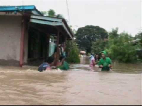 Flashflood caused by Typhoon Pepeng