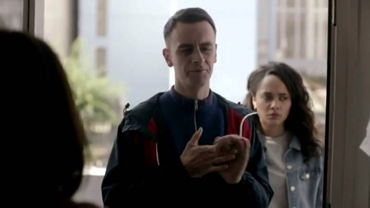 Руди Продавец обезьяньего сыра отбросы 5 сезон 2 серия - YouTube