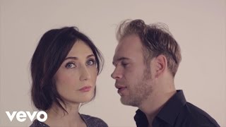 Miniatura del video "Michael Prins, Carice van Houten - Fear Not (Official Video)"