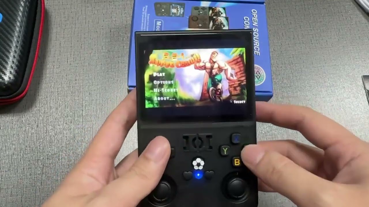 R36MAX Game Console 64GB 128GB 18000+GAMES Linux System 4.0inch