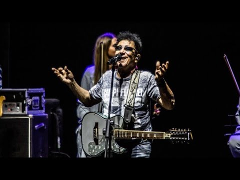 Video Edoardo Bennato: il 20 luglio in concerto al Circo Massimo. Dal vivo tutte le sue grandi hit
