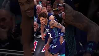 Poole & Kelly Oubre Blowing Kisses