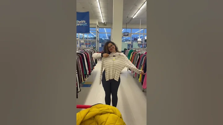 come thrift shopping with me #lululemon #thriftshopping #thrifthaul #thriftwithme