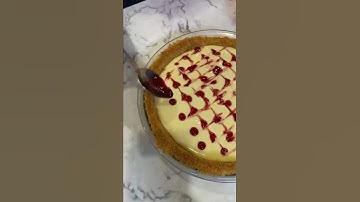 Gorgeous Raspberry Key Lime Pie!!! #pie #keylimepie