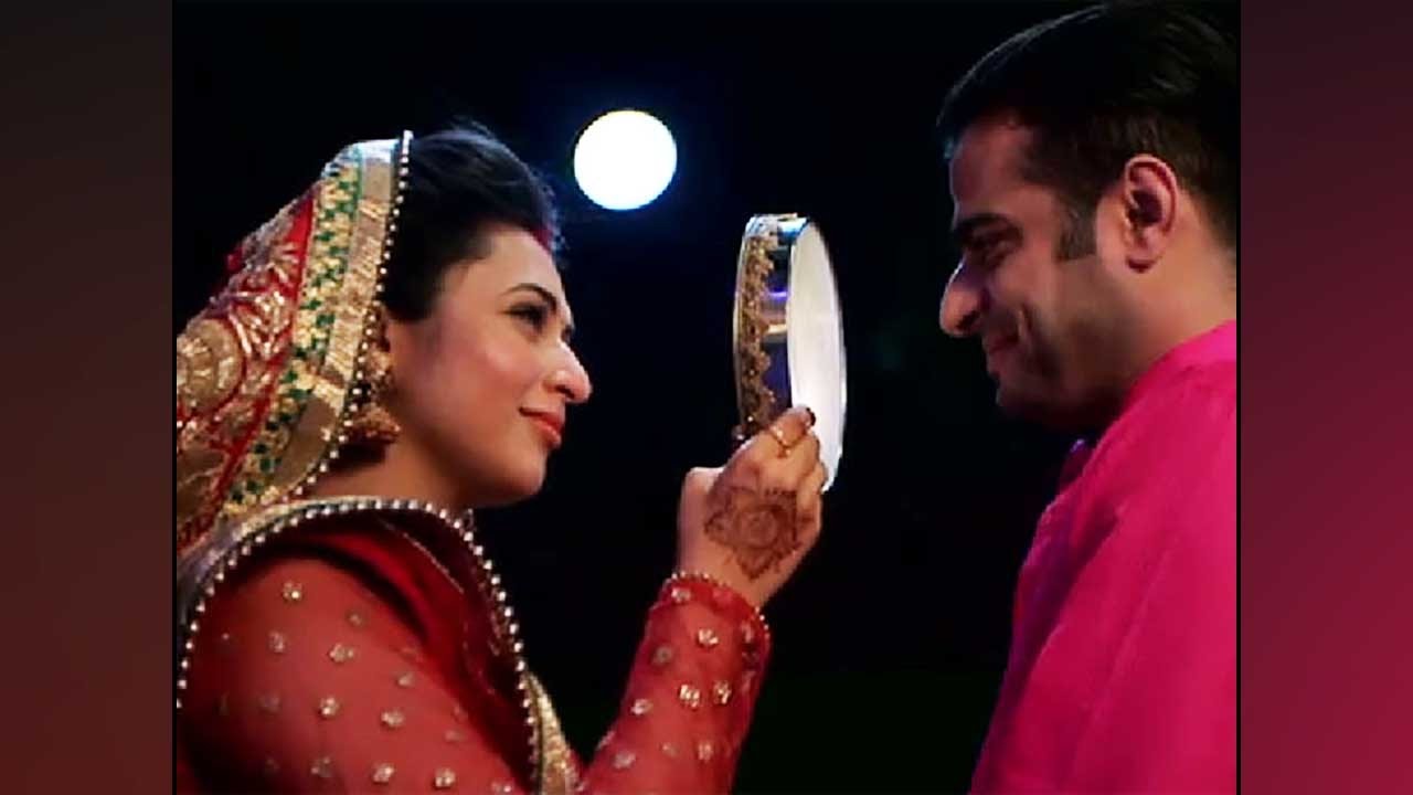 Karwa chauth this year comes with rare astrology combination find out here   Boldsky