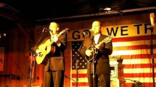 I'll Hold To His Hand by Dailey & Vincent chords